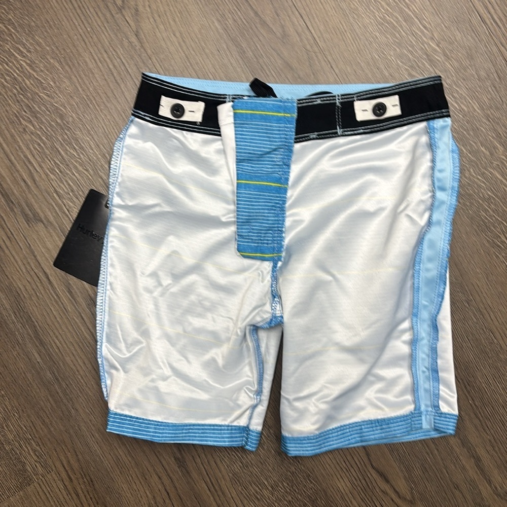 NWT Hurley Boy’s Sz 7 Indigo Blue Striped Shorts. Light. Silky soft. - Picture 9 of 12